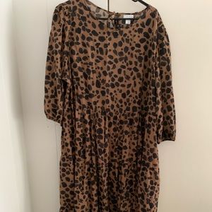 Light weight, plus size, cheetah print dress